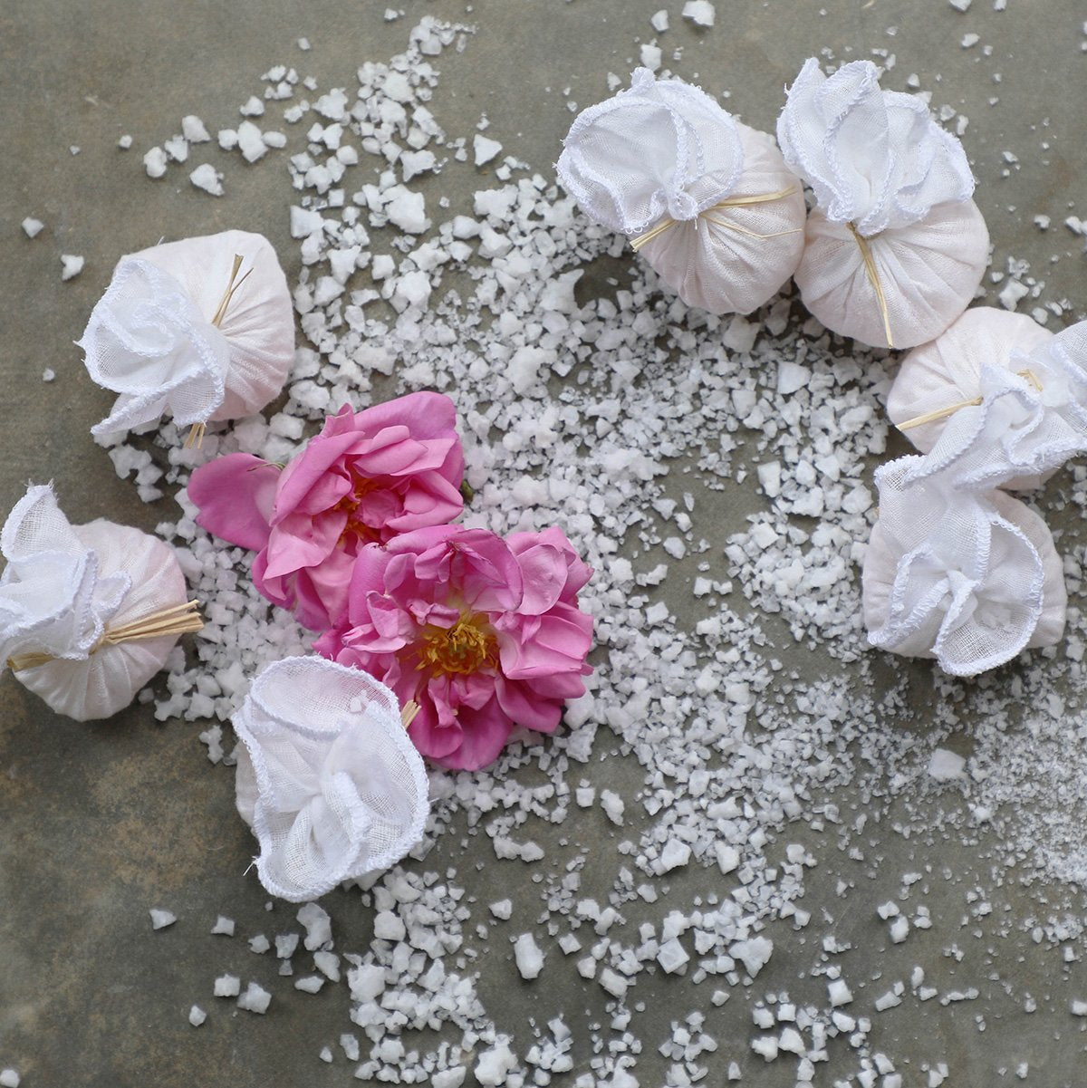 Senteurs D'Orient - Bath Salts - Rose of Damascus