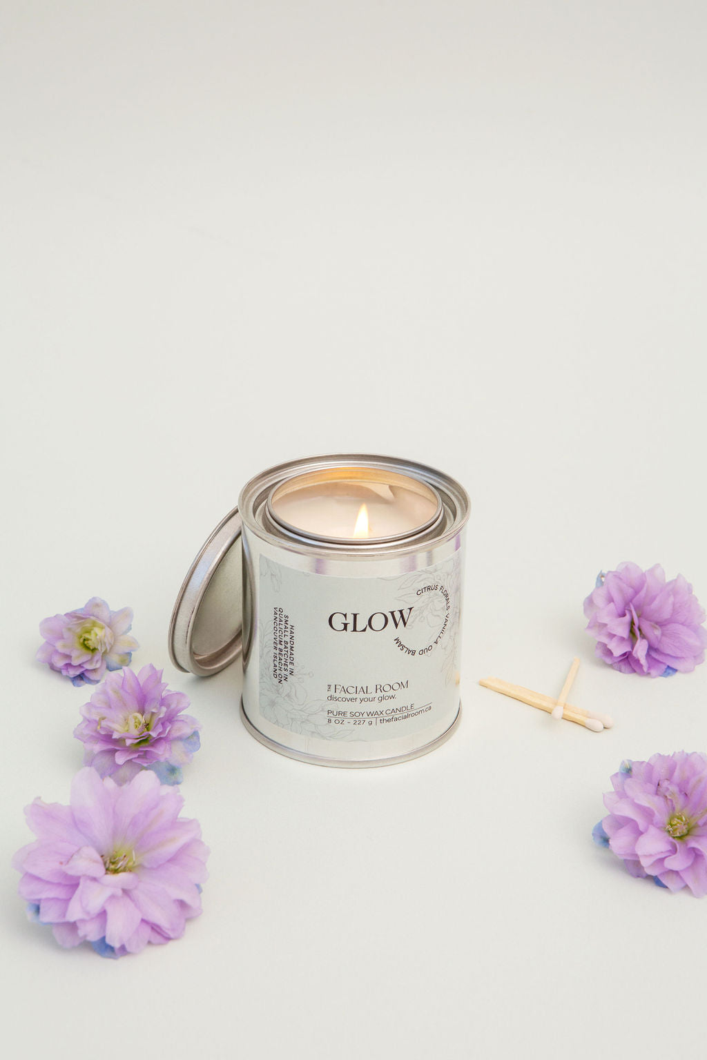 The Facial Room Glow Candle